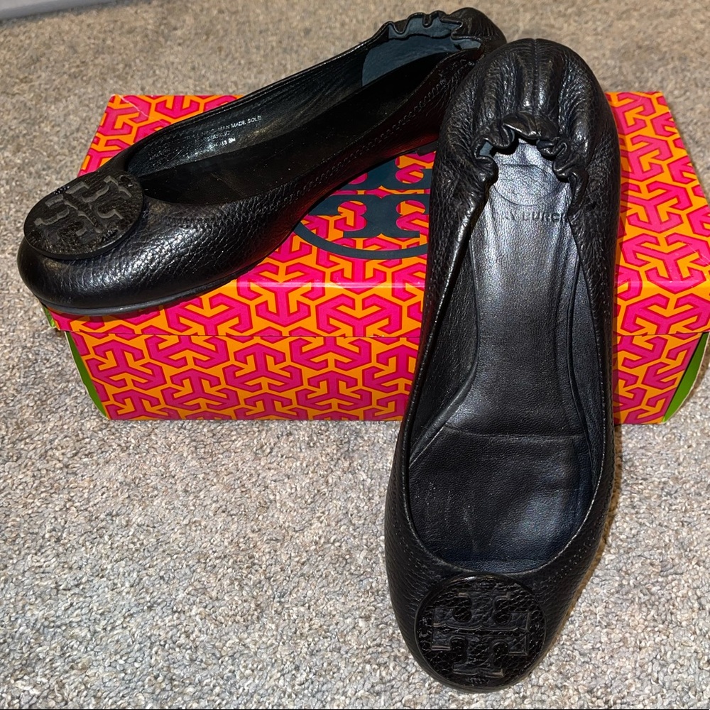 Tory Burch Reva - Black tumbled leather sz. 8 EUC